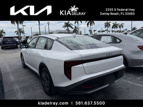 Certified 2025 Kia K4 FWD image 8