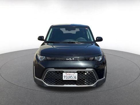 Used 2025 Kia Soul LX w/ LX Technology Package FWD image 4