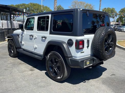 Used 2022 Jeep Wrangler Unlimited Sport AWD/4WD image 6