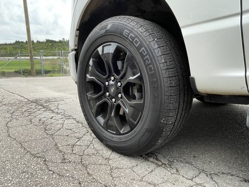 Used 2023 Ford F150 Lariat w/ Equipment Group 502A High AWD/4WD image 7
