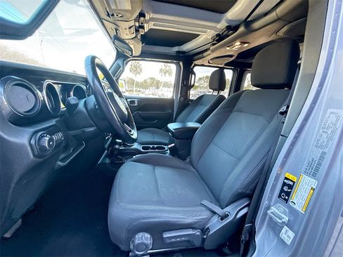 Used 2021 Jeep Wrangler Unlimited Sport image 22