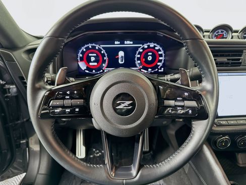 Used 2024 Nissan Z Performance w/ Floor Mat Package image 12