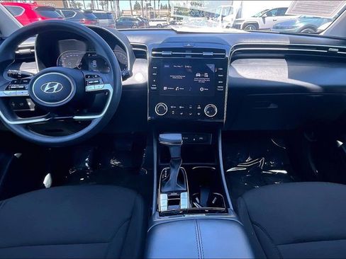 Certified 2023 Hyundai Tucson SEL FWD image 11