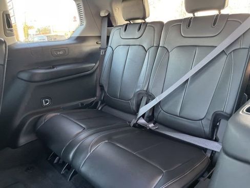 Used 2022 Jeep Grand Cherokee L Limited image 15