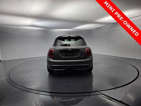 Used 2015 MINI Cooper S image 8