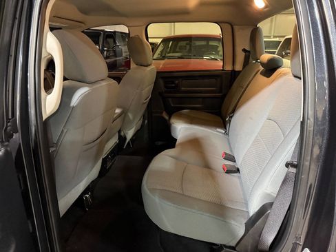 Used 2013 RAM 2500 Tradesman w/ Chrome Appearance Group image 42