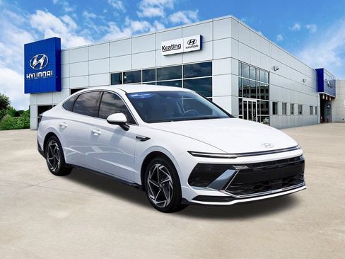 Certified 2026 Hyundai Sonata SEL FWD image 3