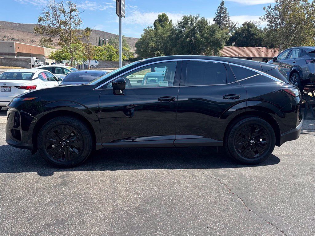 Certified 2025 Nissan Murano SV FWD image 7