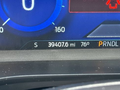 Used 2022 Ford Escape Titanium w/ Titanium Premium Package FWD image 13