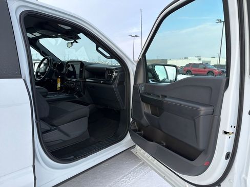 Used 2025 Ford F150 STX image 8