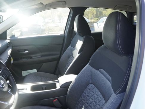 New 2026 Nissan Kicks SV FWD image 16