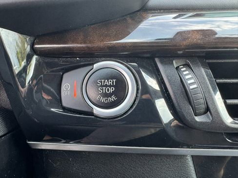 Used 2015 BMW X5 xDrive50i image 17