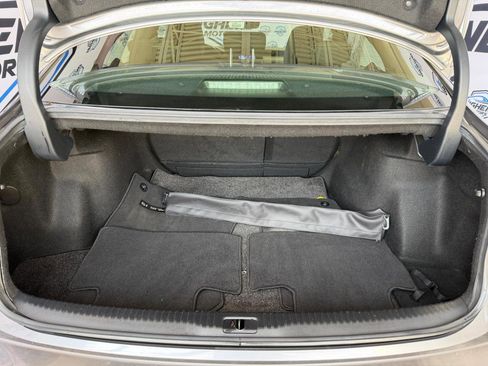 Used 2019 Lexus IS 300 F Sport w/ F Sport Package image 21