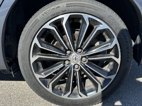 Used 2015 Toyota Corolla S Premium image 13