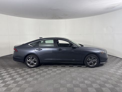 Certified 2023 Honda Accord EX image 3
