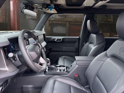 Used 2025 Ford Bronco Big Bend image 19