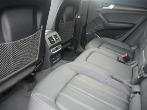 Certified 2023 Audi Q5 2.0T Premium w/ Convenience Package image 23