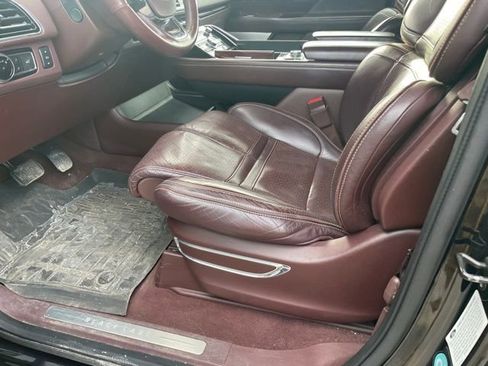 Used 2019 Lincoln Navigator Black Label image 12