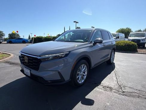 Used 2024 Honda CR-V EX image 1
