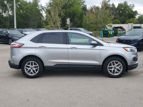 Used 2023 Ford Edge SEL image 3