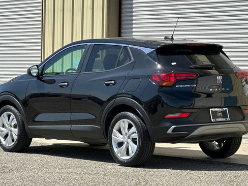 Used 2024 Buick Encore GX Preferred FWD image 4