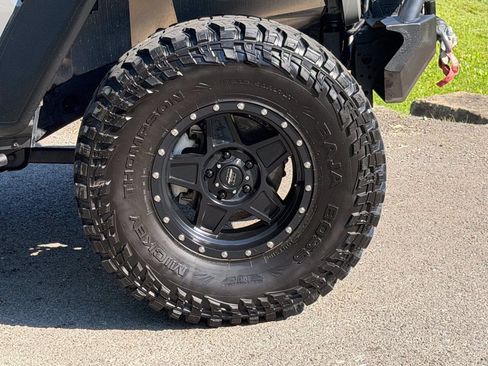 Used 2021 Jeep Wrangler Unlimited Sport w/ Sun And Sound Package AWD/4WD image 15