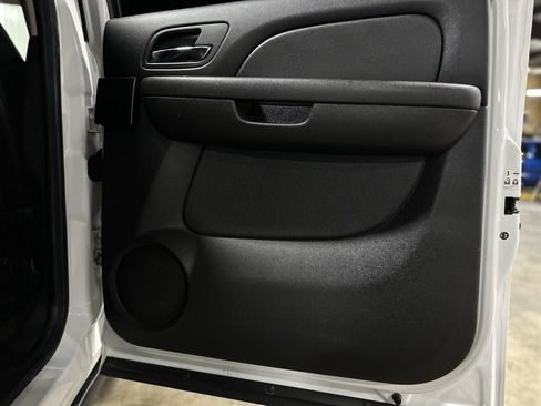 Used 2009 Chevrolet Silverado 3500 LTZ w/ LTZ Plus Package image 40