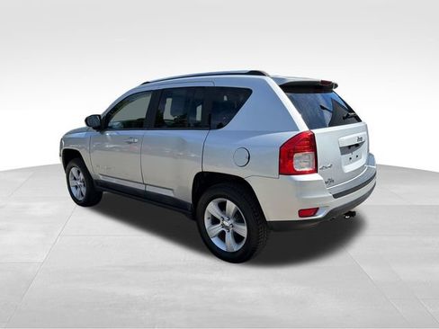 Used 2011 Jeep Compass 4WD w/ All Weather Capability Group image 5