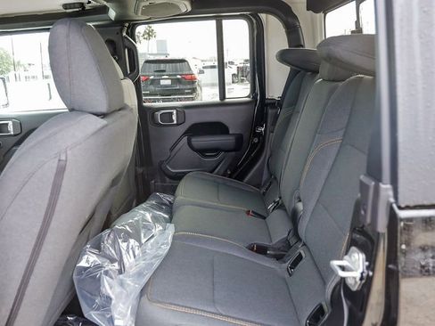 New 2026 Jeep Gladiator Sport image 20