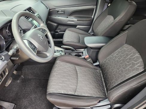 Used 2022 Mitsubishi Outlander Sport ES FWD image 7