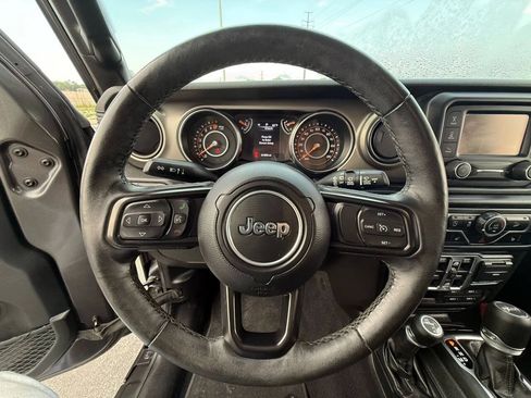 Used 2019 Jeep Wrangler Unlimited Sport S AWD/4WD image 7