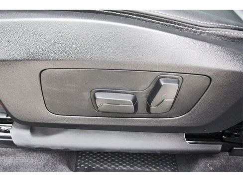 Used 2025 BMW X1 xDrive28i w/ Technology Package image 24