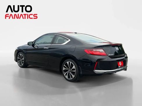 Used 2017 Honda Accord EX image 3