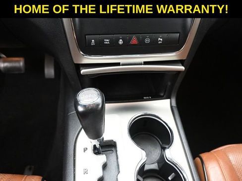 Used 2012 Jeep Grand Cherokee Overland Summit image 32