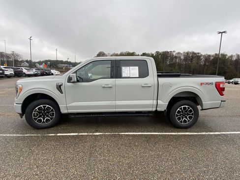 Used 2023 Ford F150 Lariat image 4