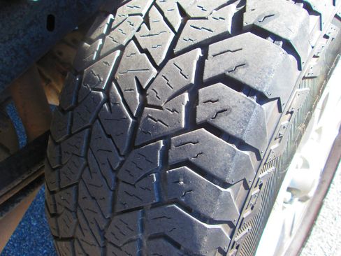 Used 2013 Ford F150 XLT w/ XLT Chrome Pkg image 5