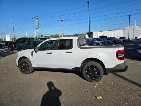 New 2025 Ford Maverick XLT w/ XLT Luxury Package image 8