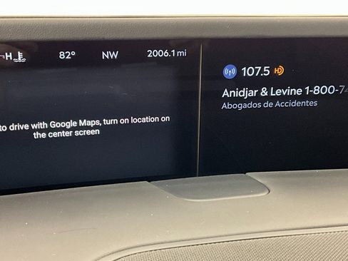 Used 2025 Lincoln Nautilus Premier image 17