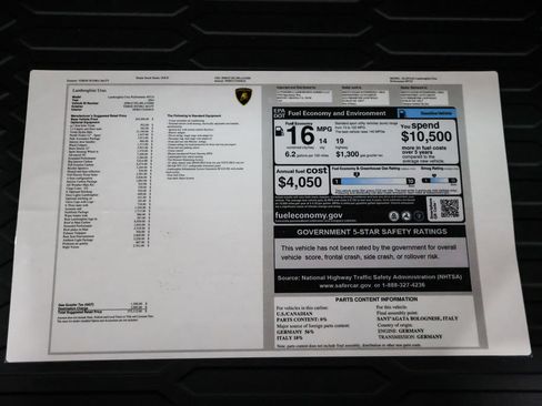 Used 2024 Lamborghini Urus Performante AWD/4WD image 70