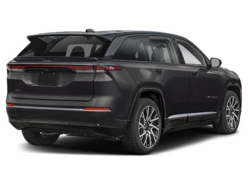 Used 2024 Jeep Wagoneer Launch Edition image 2