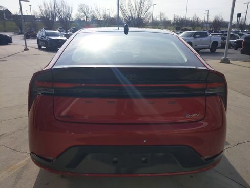 New 2026 Toyota Prius XLE image 8