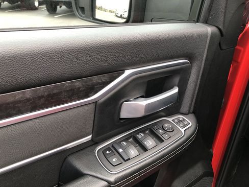 Used 2024 RAM 2500 Big Horn w/ Bed Utility Group image 12