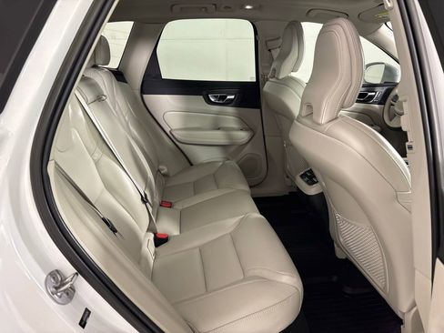 Used 2023 Volvo XC60 B5 Ultimate w/ Protection Package image 38