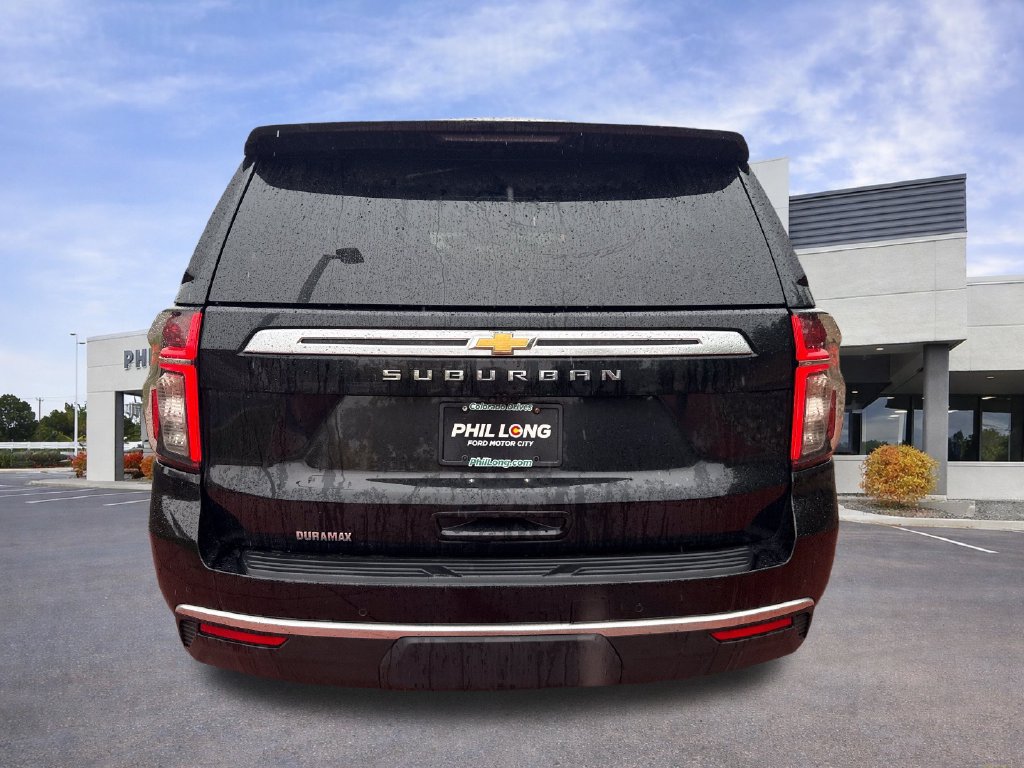 Used 2021 Chevrolet Suburban High Country w/ Premium Package 2 AWD/4WD image 6