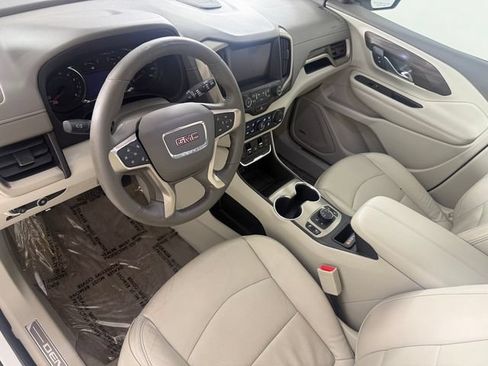 Used 2018 GMC Terrain Denali w/ Comfort Package AWD/4WD image 13