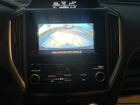 Used 2020 Subaru Crosstrek 2.0i Premium image 17