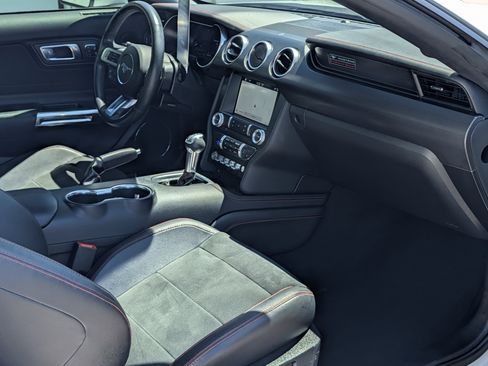 Used 2019 Ford Mustang GT Premium w/ Equipment Group 401A image 13