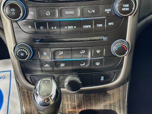 Used 2015 Chevrolet Malibu LT w/ Power Convenience Package FWD image 18