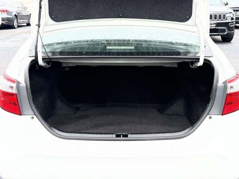 Used 2015 Toyota Corolla S FWD image 13