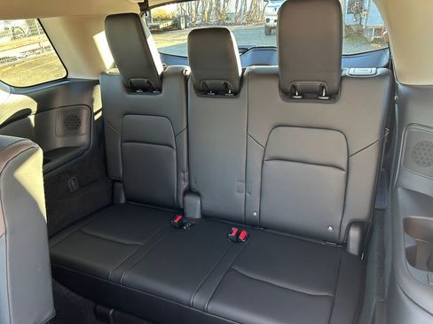 Used 2025 Nissan Pathfinder Platinum w/ Cargo Package image 35